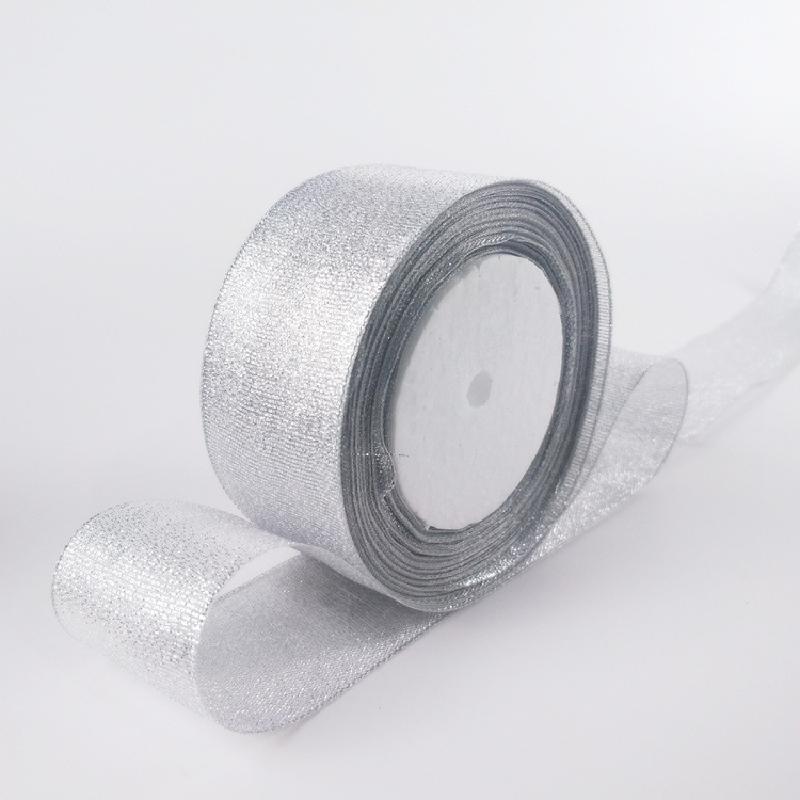 Dây satin vàng bạc, lý tưởng cho làm bánh, hộp quà, và trang trí lễ hội. Hoàn hảo cho gói quà, bánh sinh nhật và trang trí ngày lễ.
