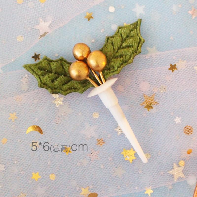 Đồ trang trí bánh Giáng Sinh: vòng lá thông, ông già Noel, cây thông, trang trí ngọt cho bàn tiệc.