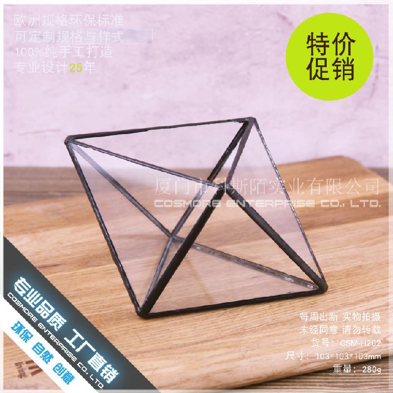 DG-174 Hộp gỗ gọn nhẹ có 4 góc đôi đuôi và nhiều mặt độc đáo của Bắc Âu