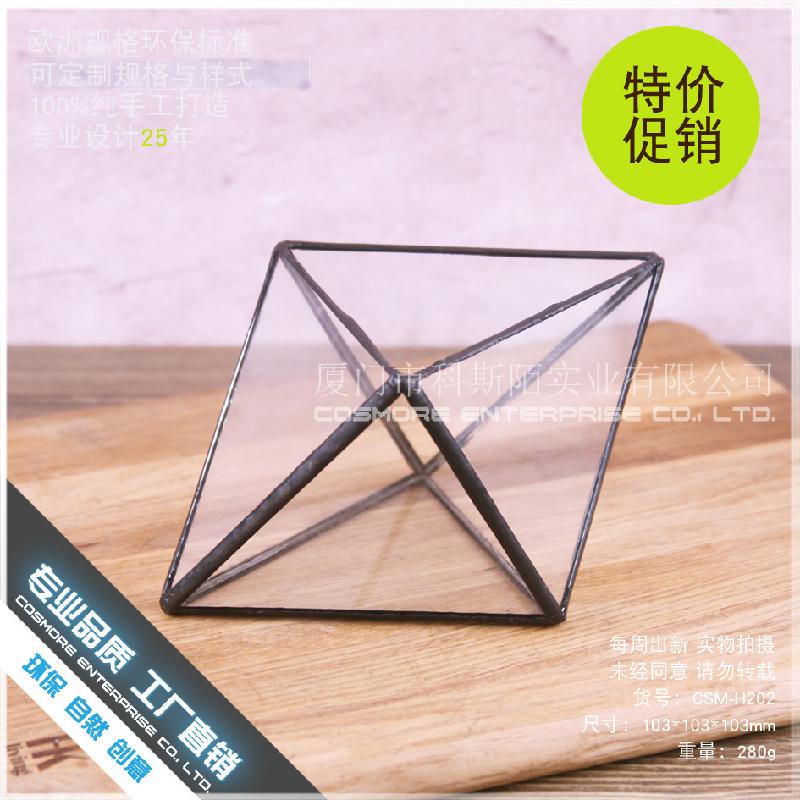 DG-174 Hộp gỗ gọn nhẹ có 4 góc đôi đuôi và nhiều mặt độc đáo của Bắc Âu