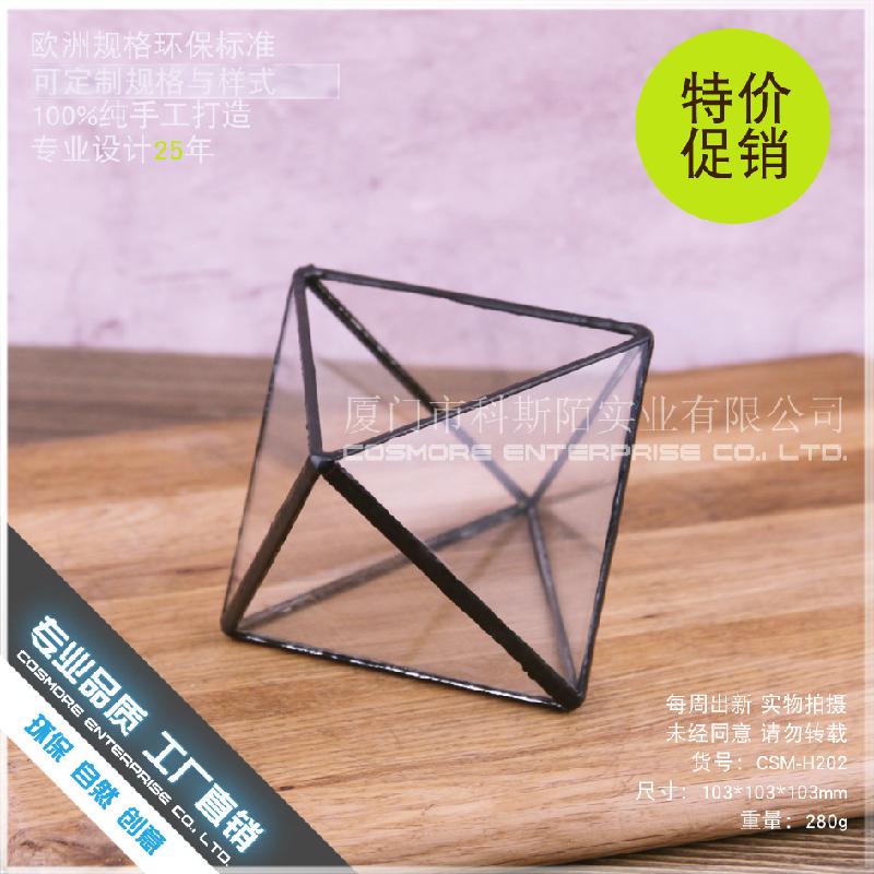 DG-174 Hộp gỗ gọn nhẹ có 4 góc đôi đuôi và nhiều mặt độc đáo của Bắc Âu