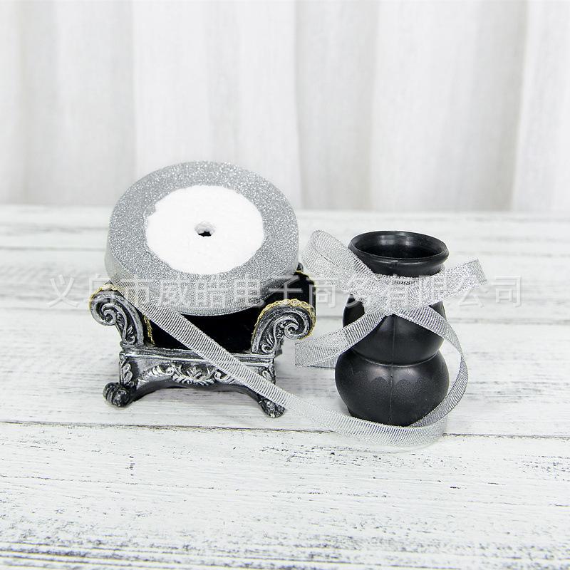 Dây satin vàng bạc, lý tưởng cho làm bánh, hộp quà, và trang trí lễ hội. Hoàn hảo cho gói quà, bánh sinh nhật và trang trí ngày lễ.