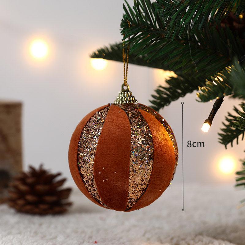 Trang trí Noel: Bóng cà phê, trang trí cây và không gian