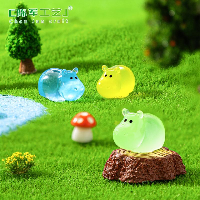 跨境新品微景观创意夜光小河马公仔 DIY装饰品配件迷你树脂小摆件