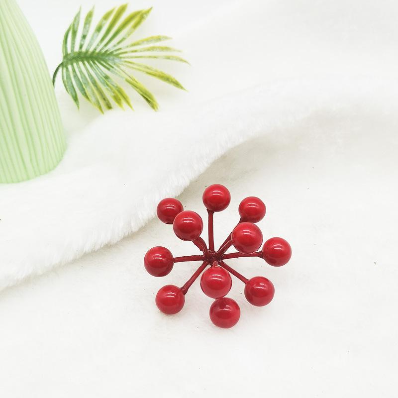 Đồ trang trí Giáng Sinh: 7 đầu/12 đầu quả đỏ xốp, quả đông châu, quả dâu giả, dây trang trí nhà.