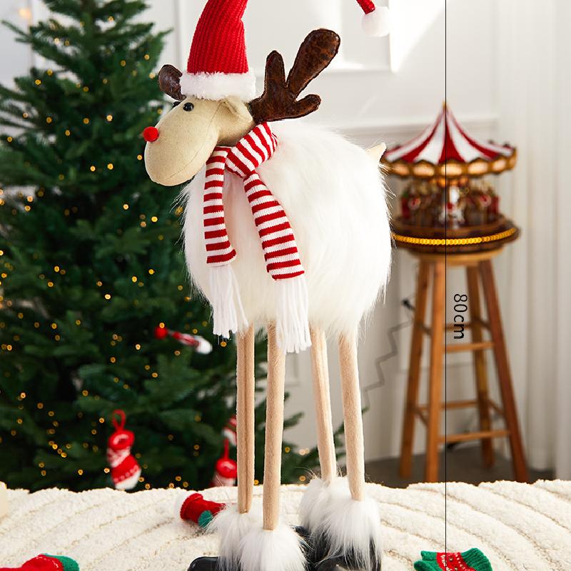 Trang trí Noel: Đồ chơi nai, trưng bày cửa sổ dịp lễ