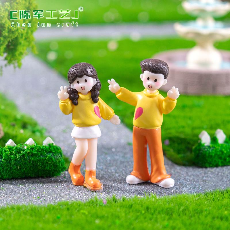 微景观创意可爱拍照情侣公仔手工 DIY装饰配件迷你车载桌面小摆件