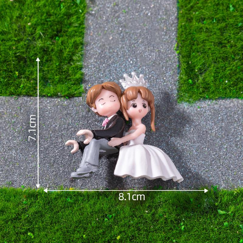 微景观创意卡通摩托车情侣公仔 DIY装饰品配件迷你车载桌面小摆件