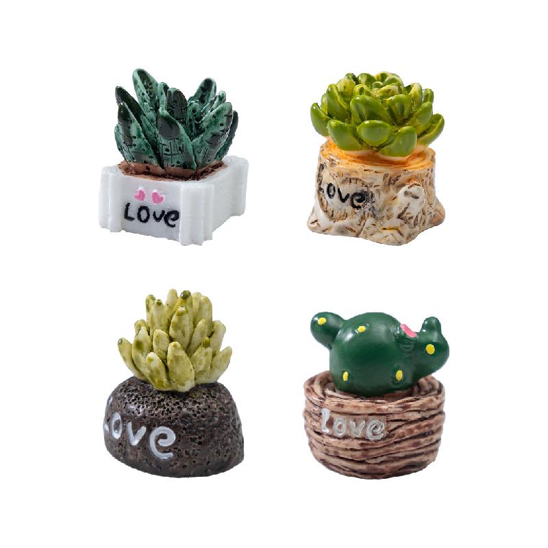 Tiểu cảnh LOVE và các nhân vật Zakka, trang trí cây cảnh (ZC-396)