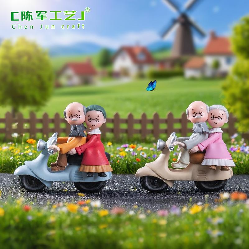 Tiểu cảnh xe máy cổ, đôi uyên ương DIY, búp bê mini, phụ kiện bàn tiểu cảnh sáng tạo (ZC-500)