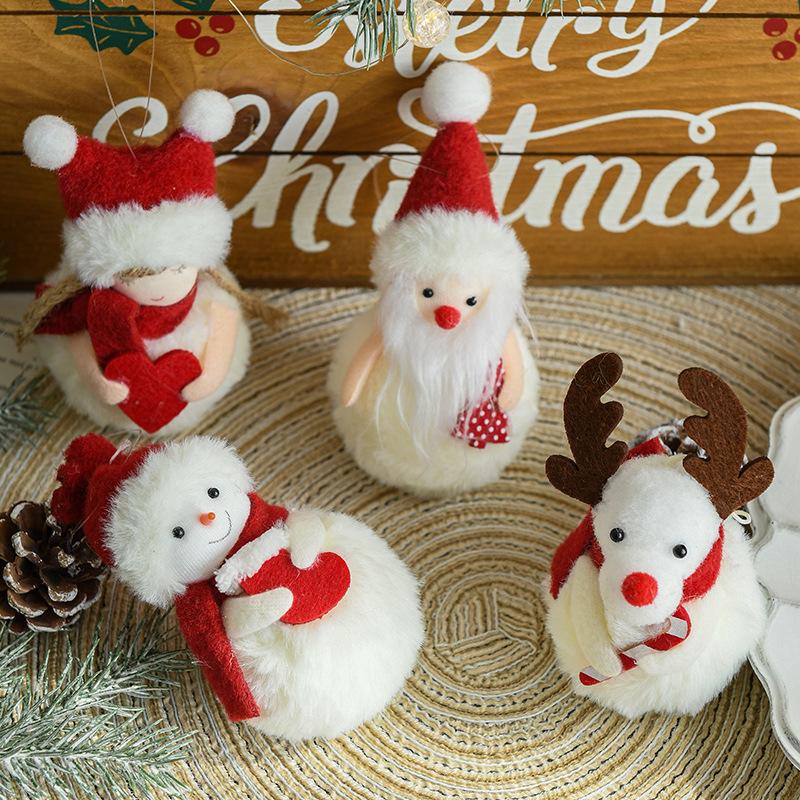 Trang trí Noel: Búp bê người tuyết và tuần lộc độc đáo