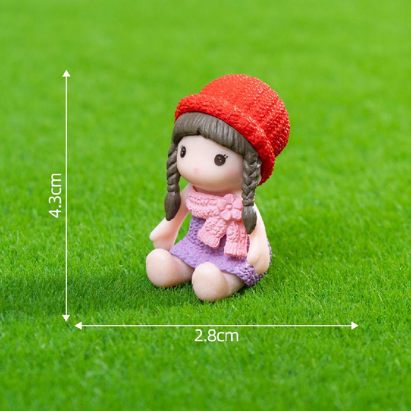 Tiểu cảnh búp bê cô gái đội mũ, quà sinh nhật sáng tạo (ZC-432)