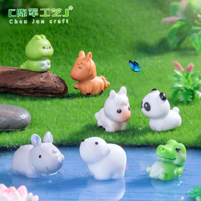 苔藓微景观创意可爱青蛙鳄鱼犀牛小动物公仔 DIY装饰品配件小摆件