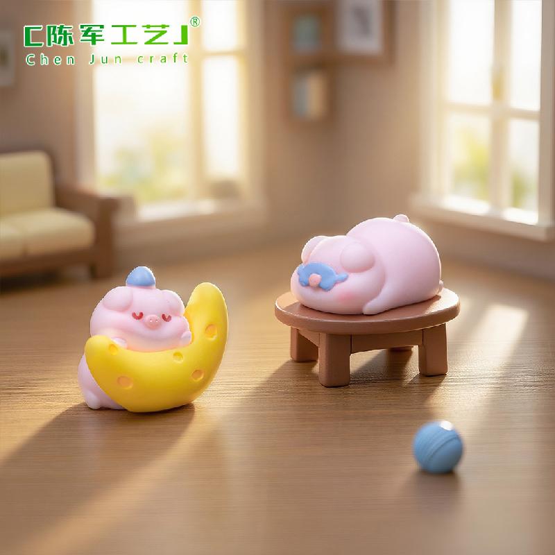 微景观创意可爱猪猪公仔萌粒 DIY装饰品挂配件迷你车载桌面小摆件