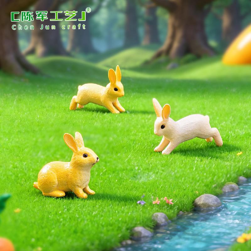 Tiểu cảnh thỏ chạy và thỏ ngồi trang trí cây mọng nước (ZC-649)