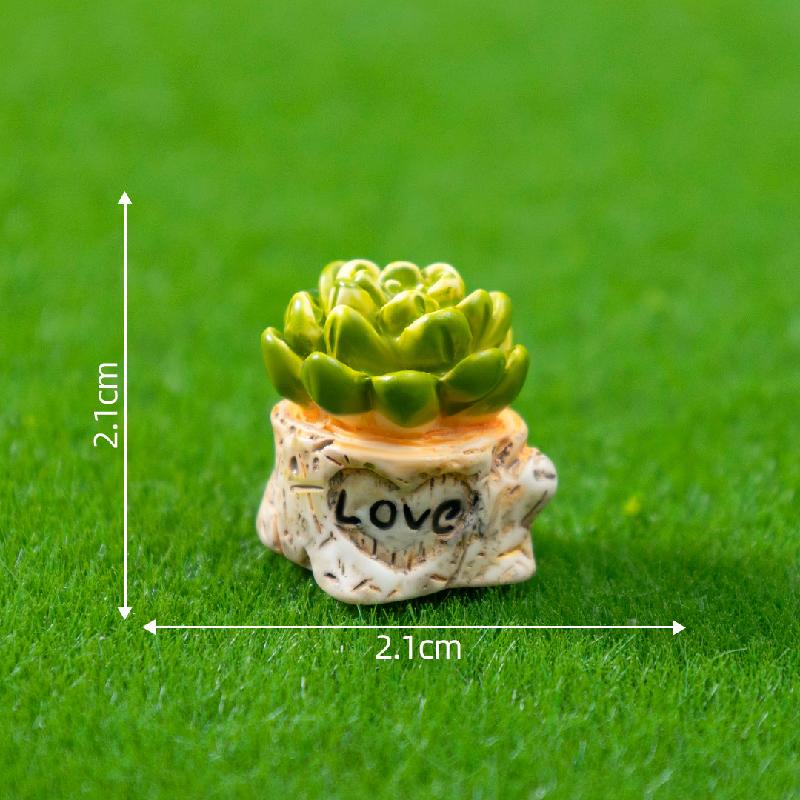 Tiểu cảnh LOVE và các nhân vật Zakka, trang trí cây cảnh (ZC-396)