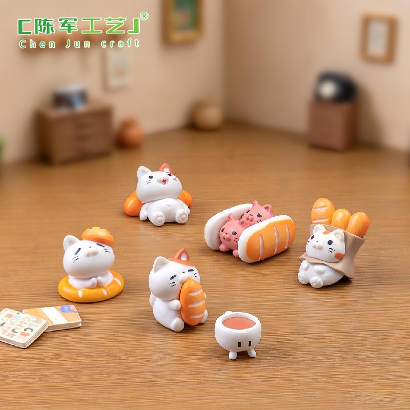 Tiểu cảnh mèo bánh mì, trang trí xe hơi và bàn làm việc (ZC-101)