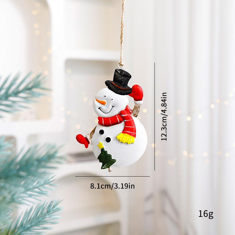 Trang trí Noel: Treo cây Noel ông già, người tuyết và tất