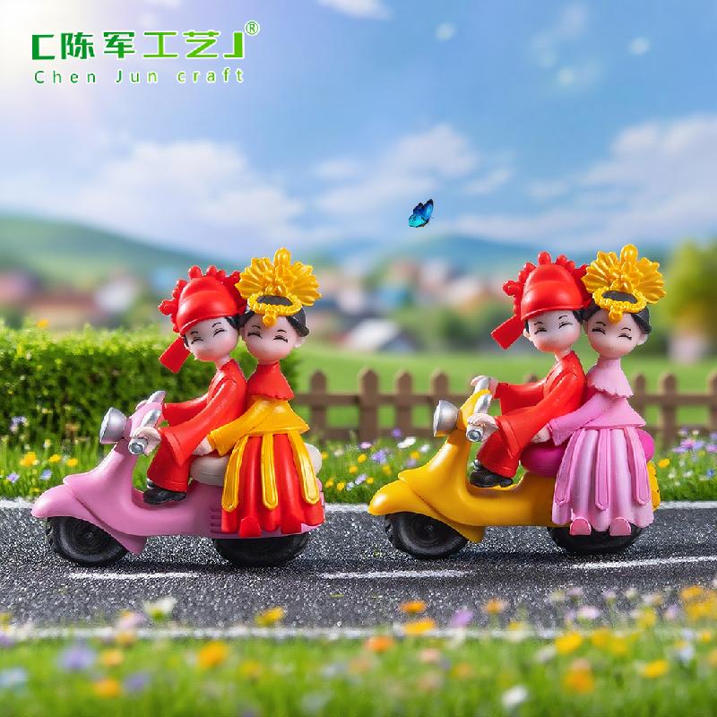 Tiểu cảnh xe máy cổ, đôi uyên ương DIY, búp bê mini, phụ kiện bàn tiểu cảnh sáng tạo (ZC-500)