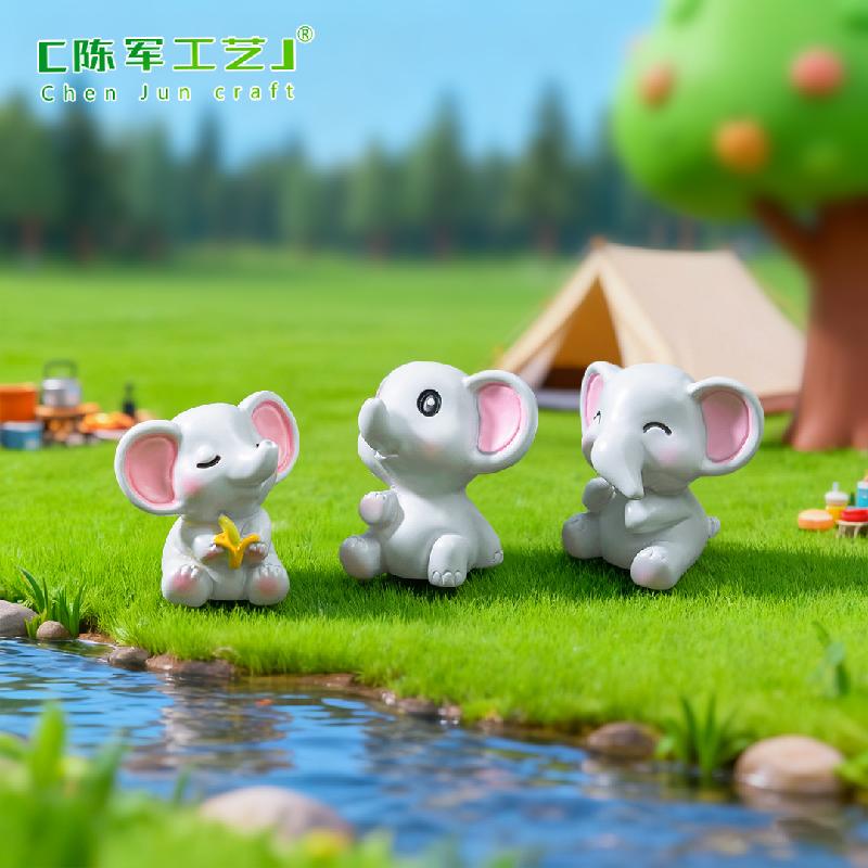 Tiểu cảnh voi đáng yêu, phụ kiện trang trí bàn làm việc (ZC-265)