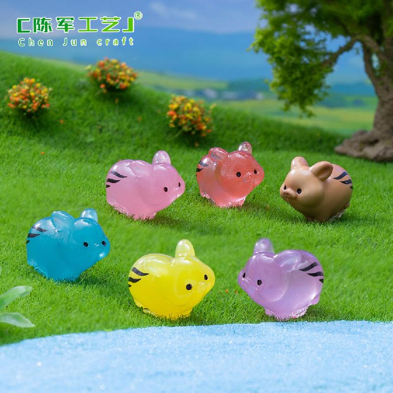 微景观创意夜光炫彩小野猪萌粒公仔 DIY装饰品配件迷你树脂小摆件