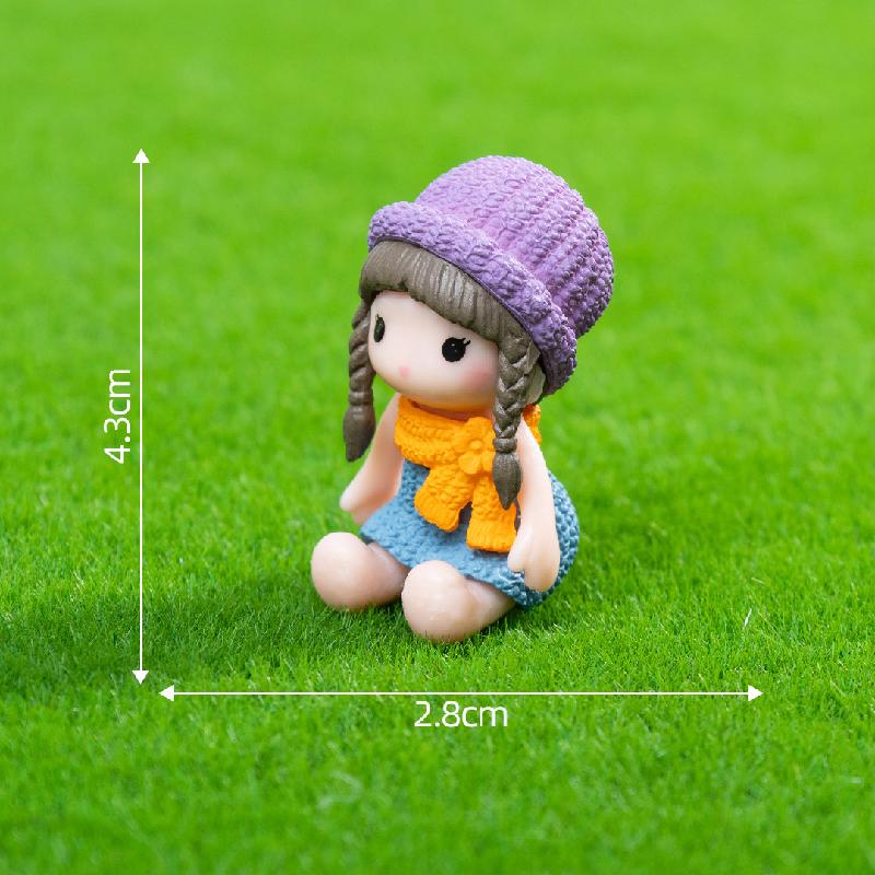 Tiểu cảnh búp bê cô gái đội mũ, quà sinh nhật sáng tạo (ZC-432)