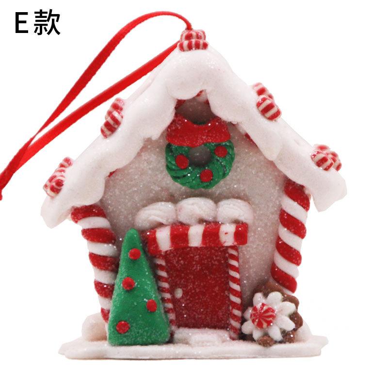 Trang trí Noel: Nhà đất sét sáng tạo, kiểu dáng ngộ nghĩnh