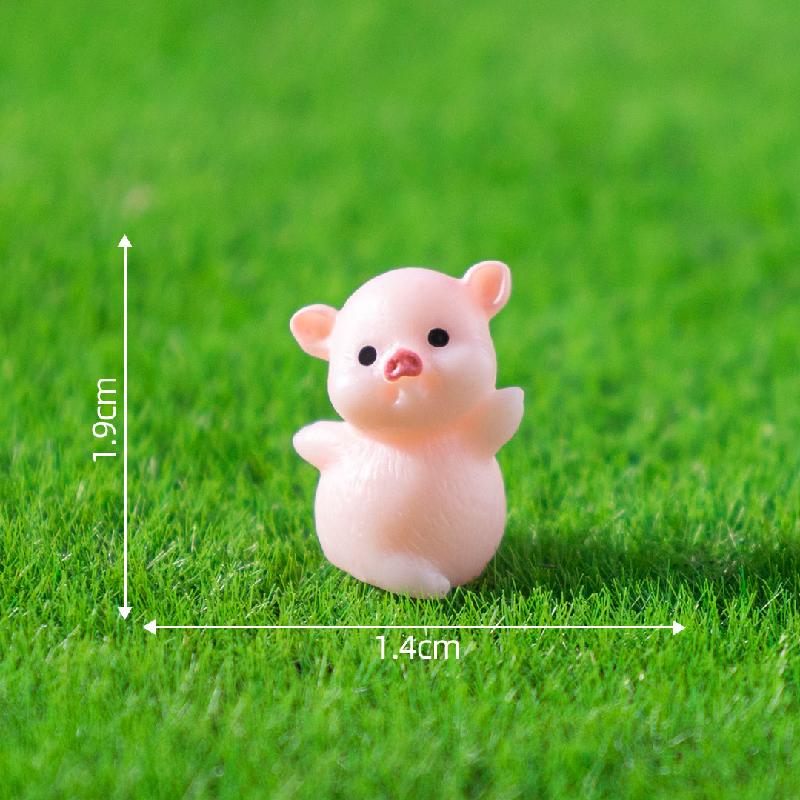 微景观创意可爱四只小猪公仔DIY装饰品挂配件迷你车载桌面小摆件