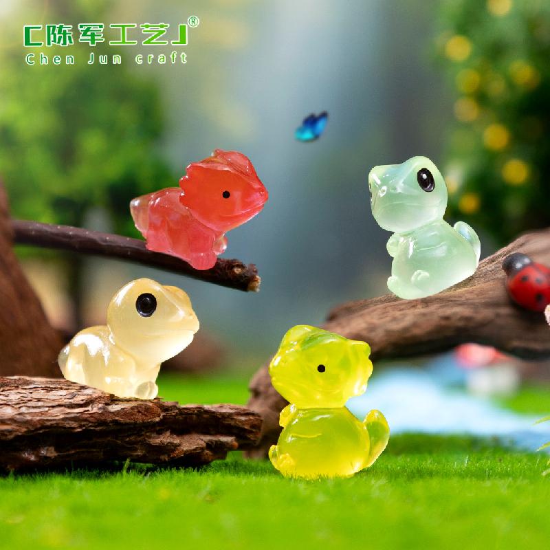 跨境新品微景观创意夜光爬宠大小眼守宫 DIY装饰品配件迷你小摆件