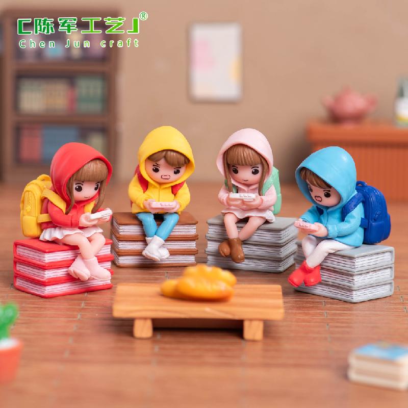微景观创意打游戏背包情侣娃娃屋 DIY装饰品配件汽车载桌面小摆件
