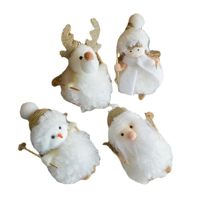 Trang trí Noel: Búp bê xe trượt sáng tạo, quà tặng ý nghĩa