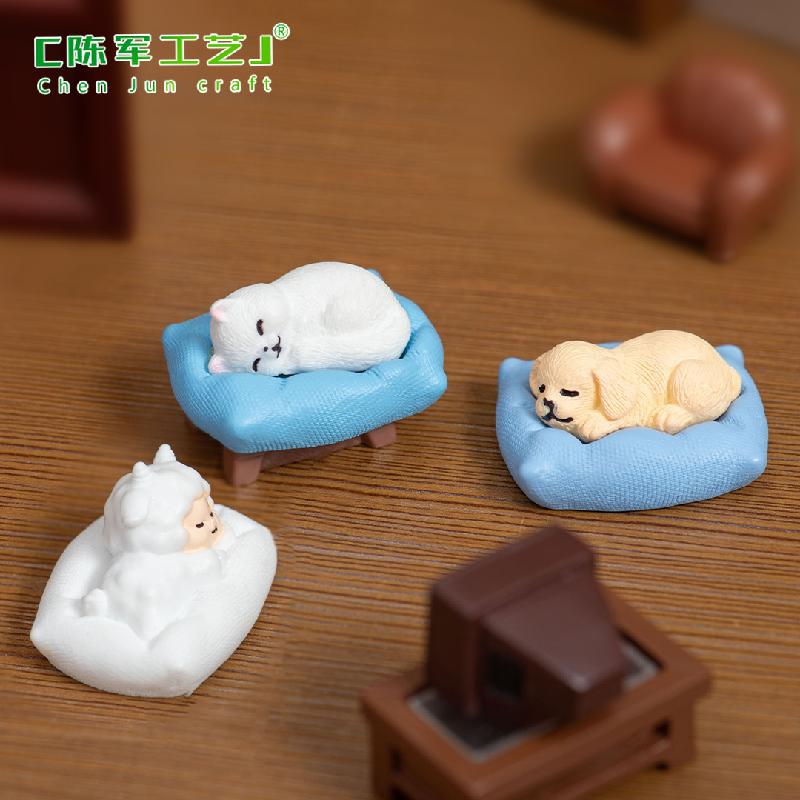 微景观创意可爱小狗睡觉小动物 DIY装饰品配件迷你车载桌面小摆件