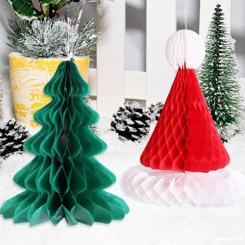 Trang trí Giáng Sinh mới: Cây thông và mũ Noel bằng giấy tổ ong. Hoàn hảo cho tiệc Giáng Sinh, trang trí cây thông Noel, và không gian lễ hội.