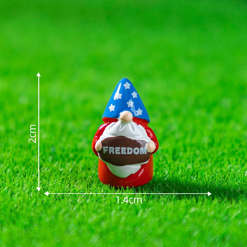 跨境外贸微景观创意自由小矮人公仔 DIY装饰品配件迷你树脂小摆件