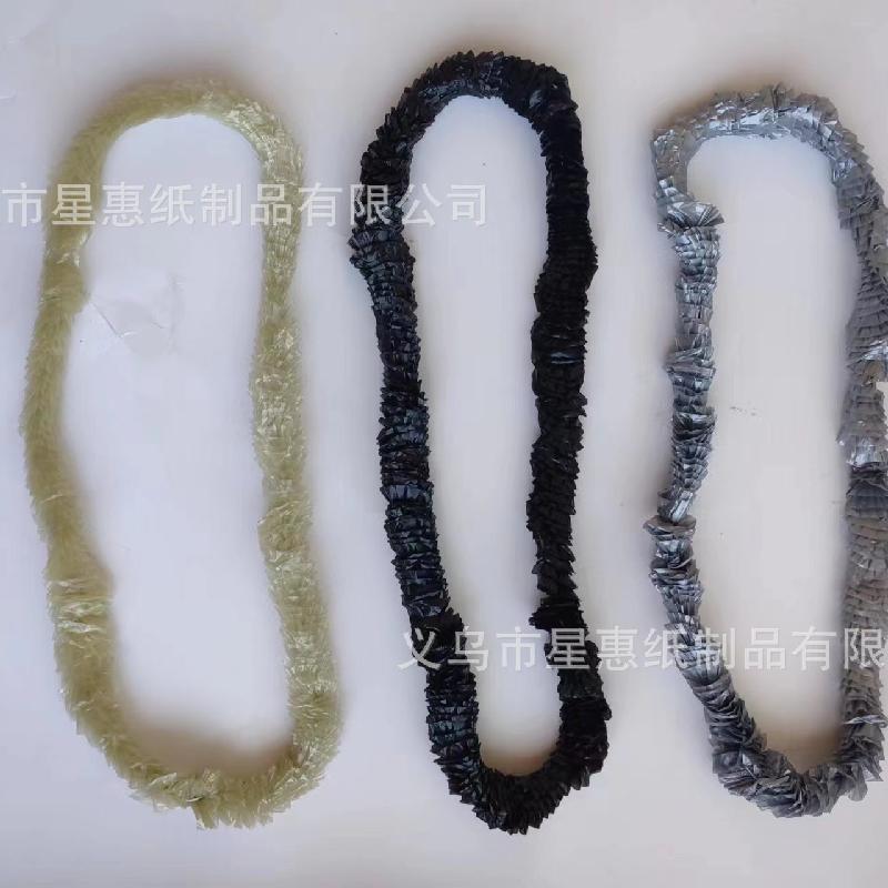 Đạo cụ tiệc Tết - mũ lễ hội, băng đô, kèn, và kim tuyến, lý tưởng cho trang trí không gian và tạo không khí vui vẻ cho các bữa tiệc.