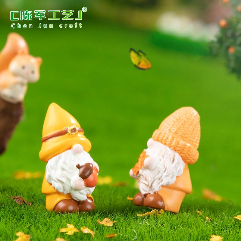 Chú lùn mùa thu – Tượng chú lùn thu hoạch, trang trí bàn, kệ (M-314)