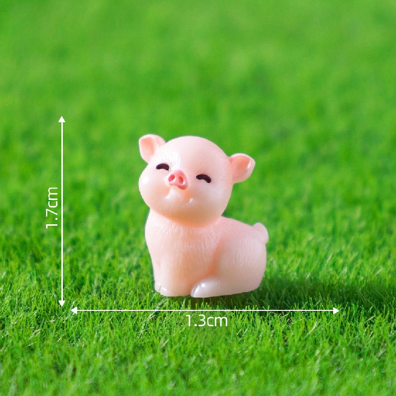 微景观创意可爱四只小猪公仔DIY装饰品挂配件迷你车载桌面小摆件