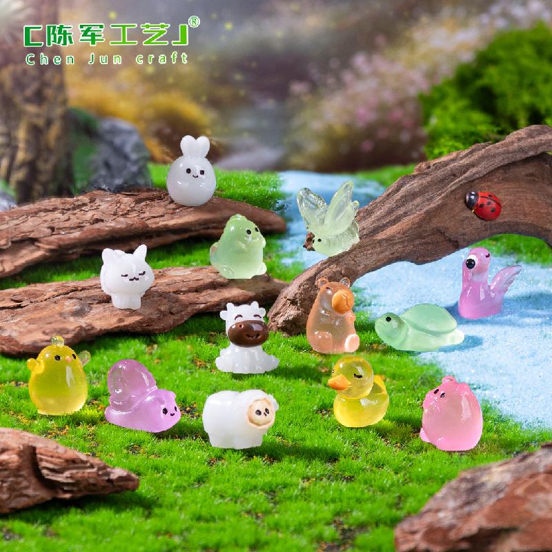 跨境新品微景观创意夜光小猫小兔萌粒动物 DIY装饰配件迷你小摆件