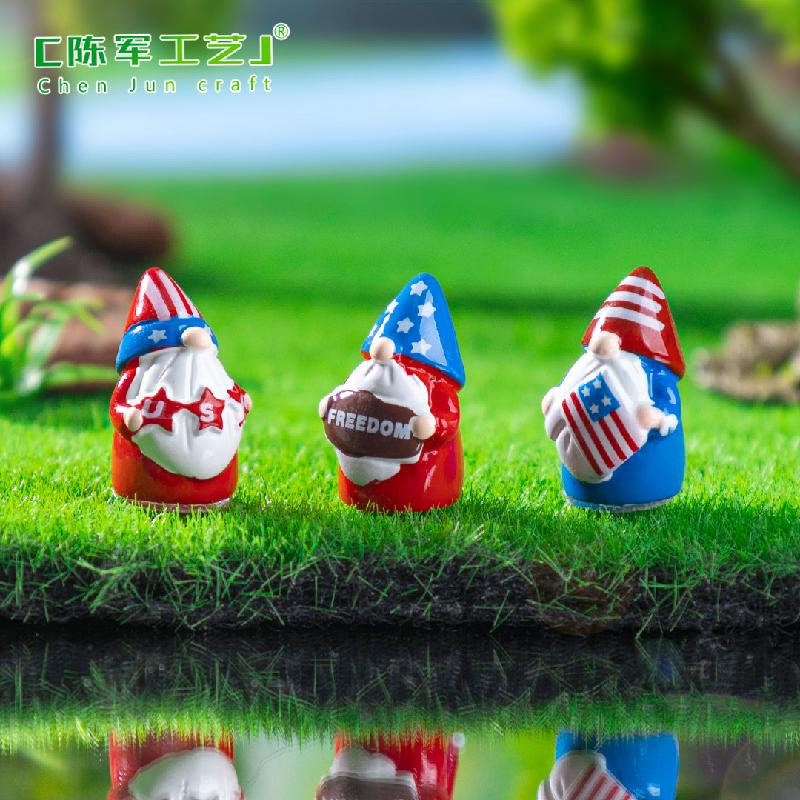 跨境外贸微景观创意自由小矮人公仔 DIY装饰品配件迷你树脂小摆件