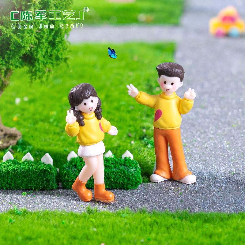 微景观创意可爱拍照情侣公仔手工 DIY装饰配件迷你车载桌面小摆件