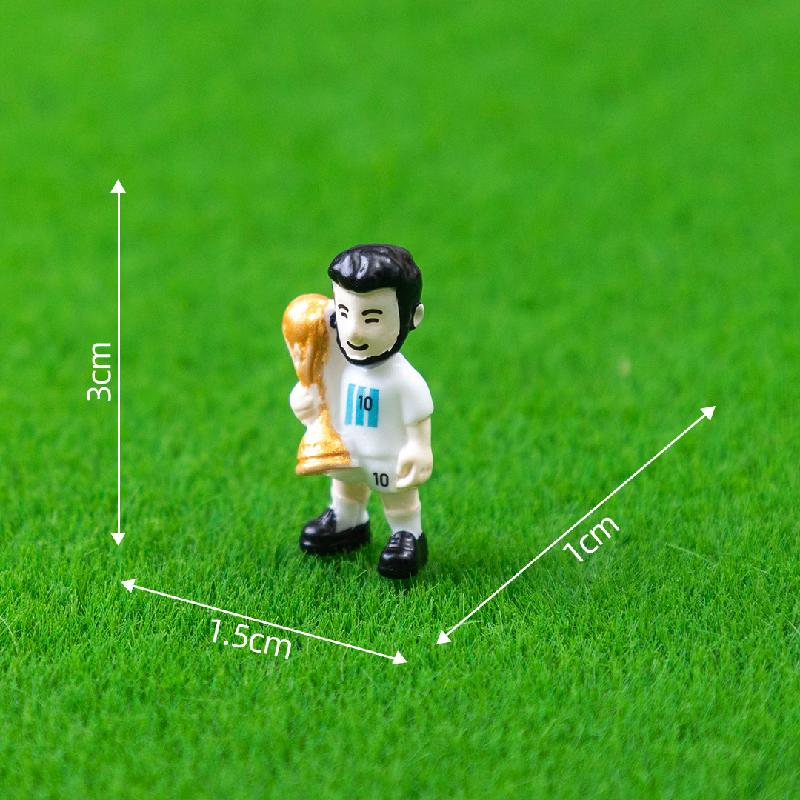 Cầu Thủ Bóng Đá Nâng Cúp Mini (PK-203)
