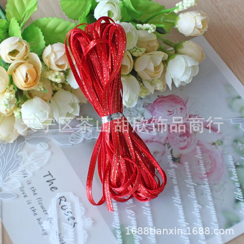 Ruy băng satin viền vàng 3mm - dây ruy băng mảnh cho DIY, làm phụ kiện tóc, bánh ngọt, hoa và gói quà. Lý tưởng cho các dự án thủ công và trang trí.