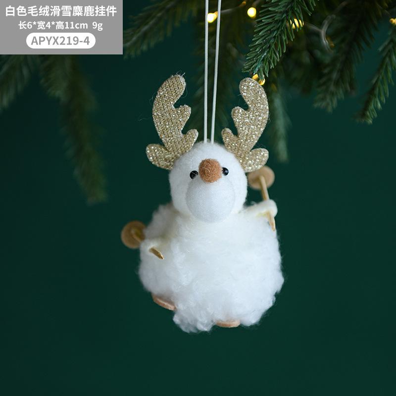 Trang trí Noel: Búp bê xe trượt sáng tạo, quà tặng ý nghĩa