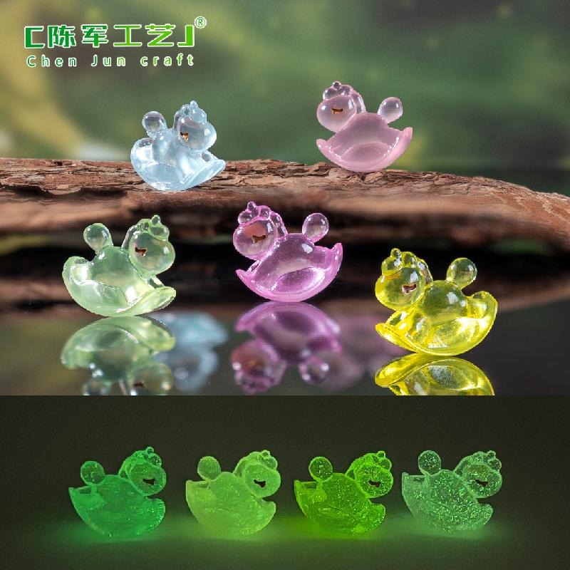 跨境微景观创意夜光彩虹摇摇马萌粒 DIY装饰品配件迷你树脂小摆件