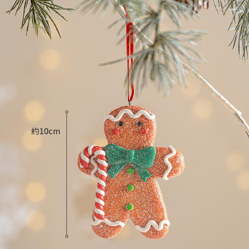 Trang trí Noel: Cây thông, chuông sáng tạo cho không gian ấm