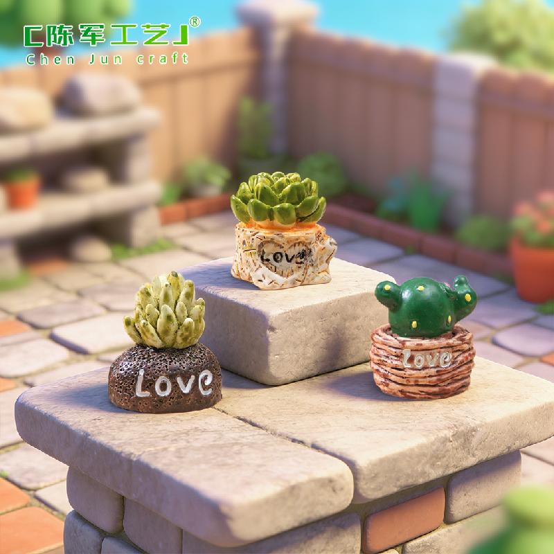 Tiểu cảnh LOVE và các nhân vật Zakka, trang trí cây cảnh (ZC-396)