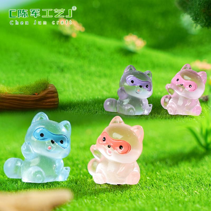 微景观创意夜光小浣熊园艺造景 DIY装饰配件迷你汽车载桌面小摆件