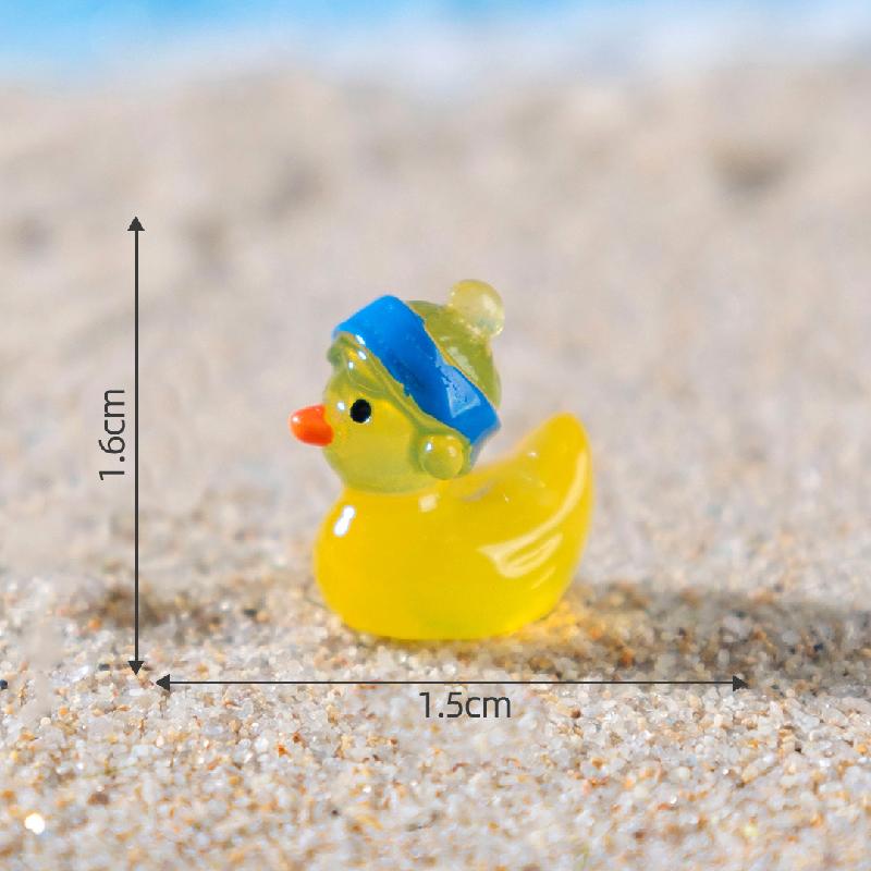 跨境新品微景观创意夜光百变小黄鸭公仔DIY装饰品配件树脂小摆件