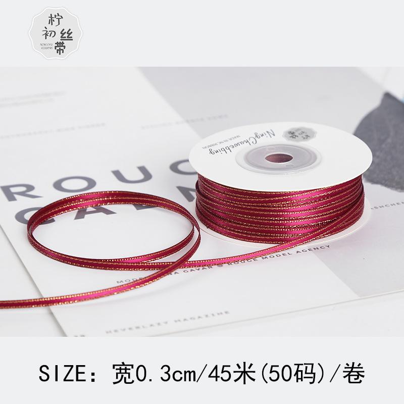 Dải ruy băng vàng kim 3mm, lý tưởng cho gói quà, trang trí bánh, và DIY. Chất liệu satin cao cấp, dễ sử dụng cho mọi nhu cầu.