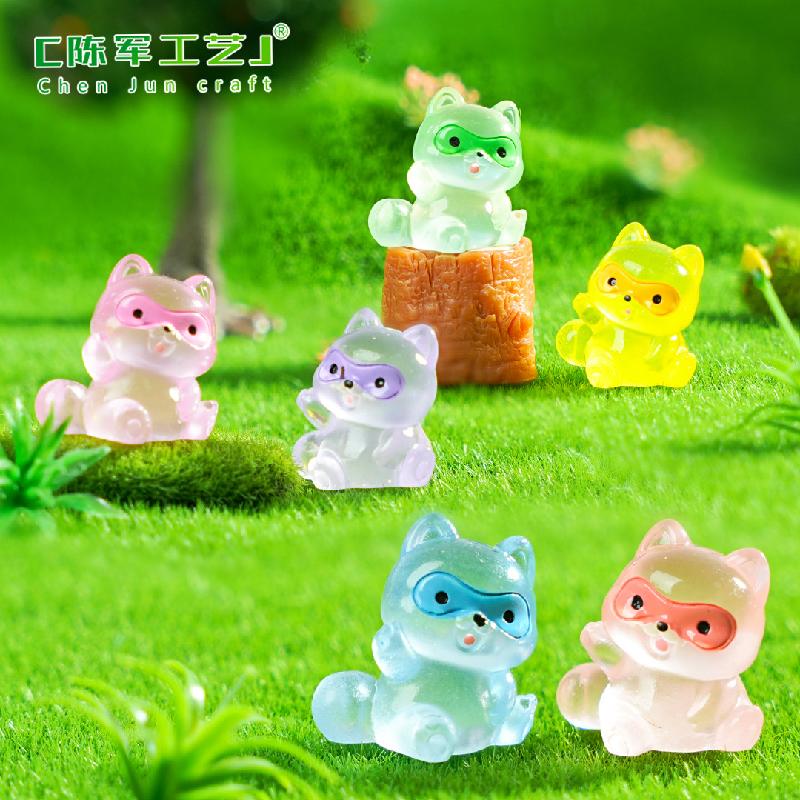 微景观创意夜光小浣熊园艺造景 DIY装饰配件迷你汽车载桌面小摆件